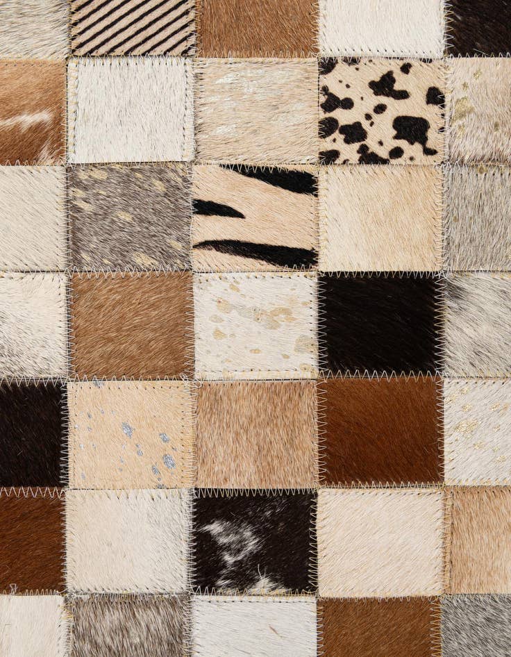 Detail image of 8' x 9' 10 Cowhide - Patchwork Rug