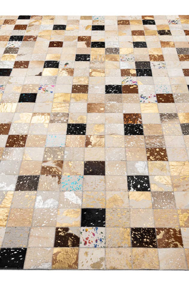 Detail image of 8' x 9' 10 Cowhide - Patchwork Rug