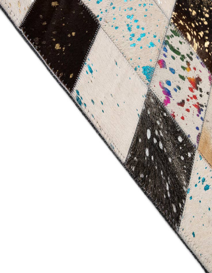 Detail image of 8' x 9' 10 Cowhide - Patchwork Rug