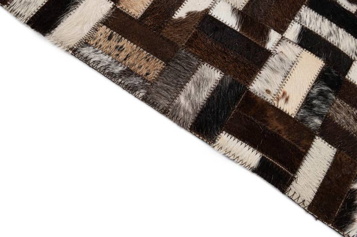 Detail image of 8' 1 x 9' 10 Cowhide - Patchwork Rug