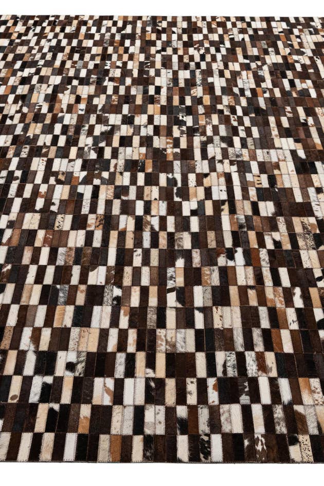 Detail image of 8' 1 x 9' 11 Cowhide - Patchwork Rug