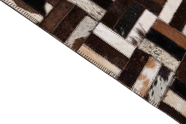 Detail image of 8' 2 x 10' 1 Cowhide - Patchwork Rug