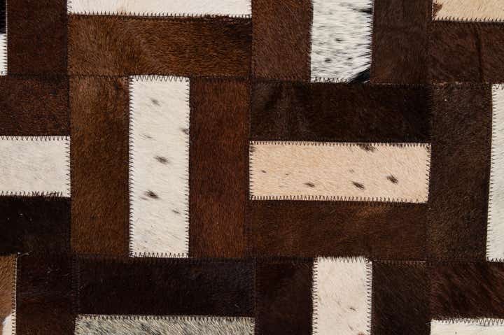 8' 1 x 10' Cowhide - Patchwork Rug