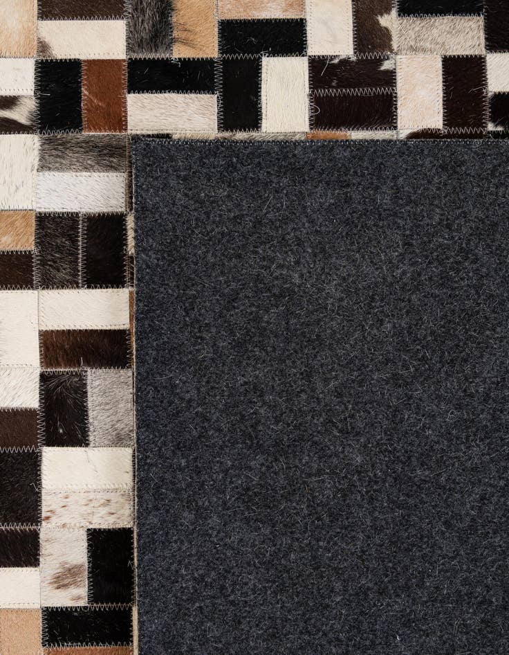 Detail image of 8' x 10' Cowhide - Patchwork Rug