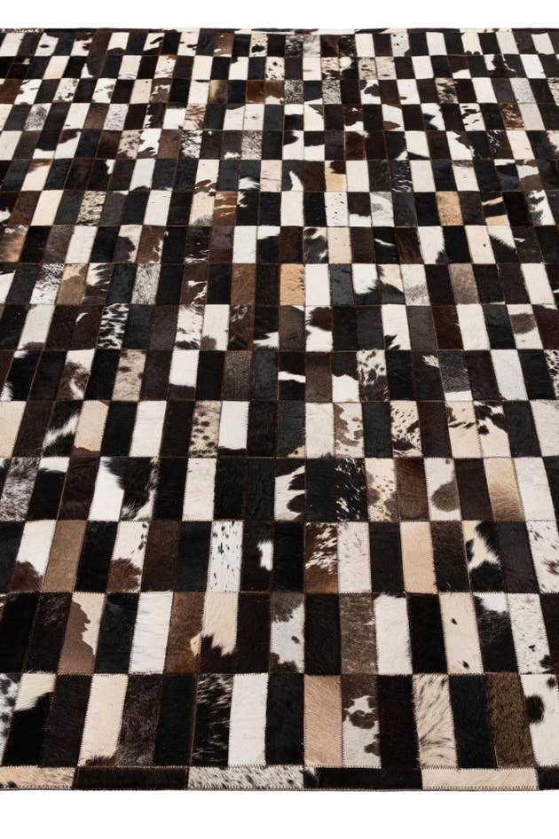 Detail image of 8' 2 x 9' 11 Cowhide - Patchwork Rug