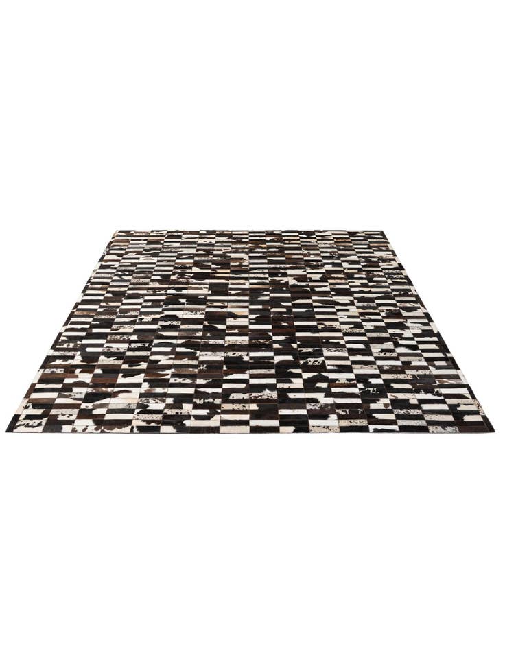 Detail image of 8' 2 x 9' 10 Cowhide - Patchwork Rug