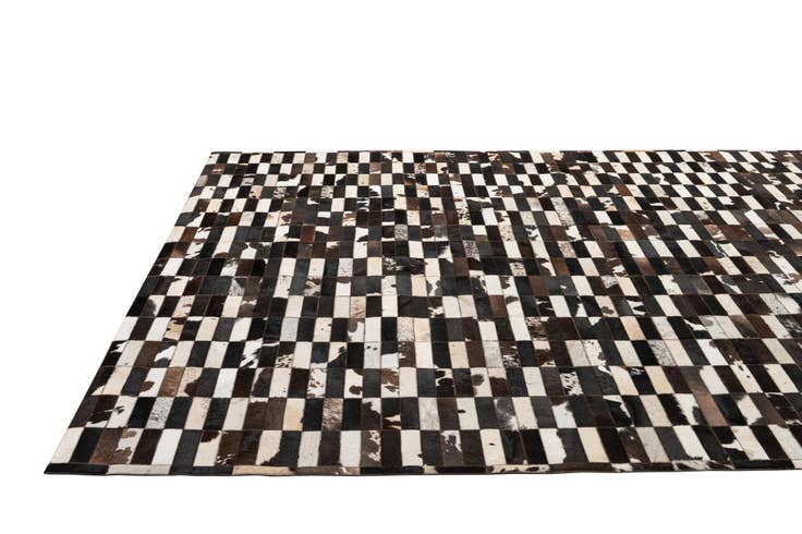 Detail image of 8' 2 x 9' 11 Cowhide - Patchwork Rug