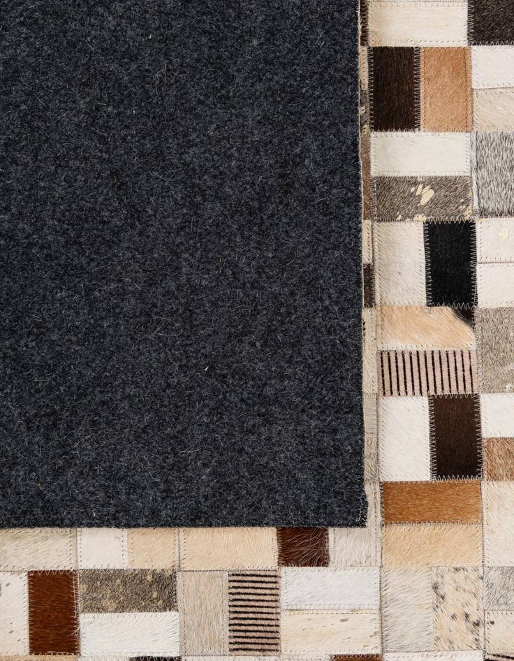 Detail image of 8' x 10' Cowhide - Patchwork Rug