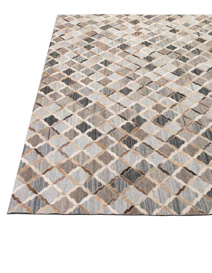 Detail image of 8' 1 x 9' 10 Cowhide - Patchwork Rug