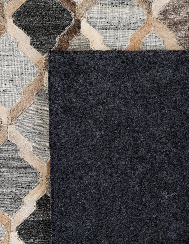 Detail image of 8' 1 x 9' 10 Cowhide - Patchwork Rug