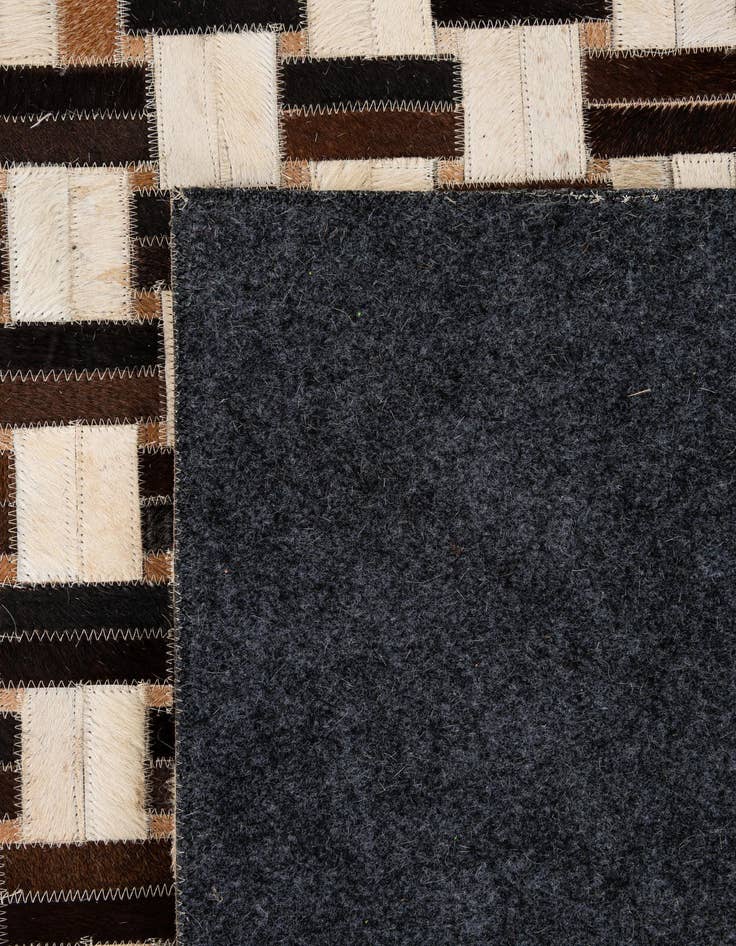 Detail image of 7' 7 x 9' 11 Cowhide - Patchwork Rug
