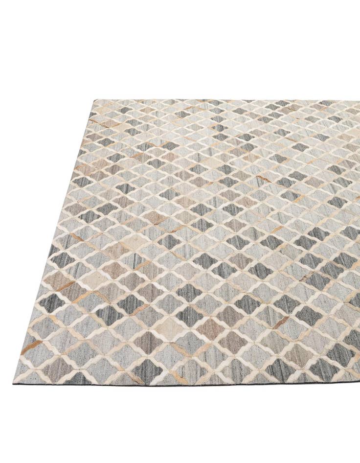 Detail image of 8' 1 x 9' 10 Cowhide - Patchwork Rug