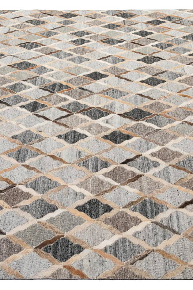 Detail image of 8' x 9' 10 Cowhide - Patchwork Rug