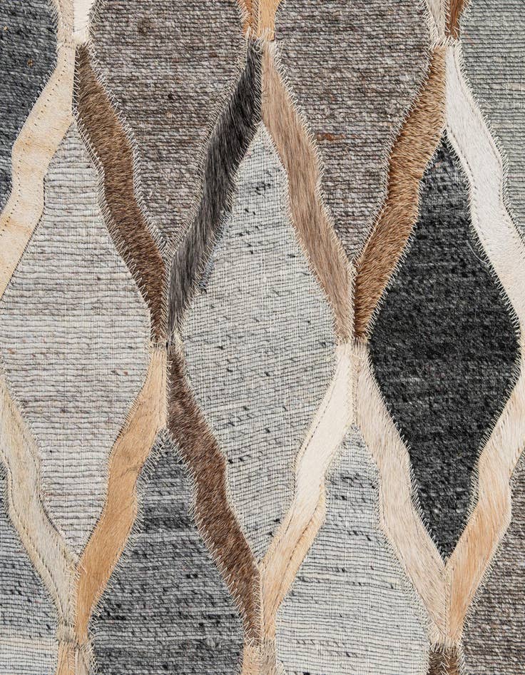 Detail image of 8' x 9' 10 Cowhide - Patchwork Rug
