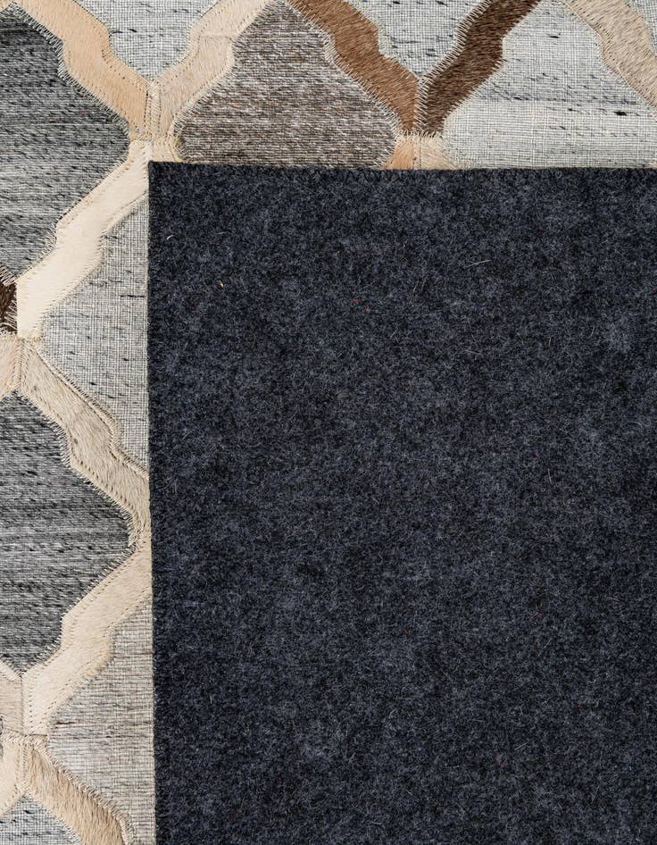 Detail image of 8' x 9' 10 Cowhide - Patchwork Rug