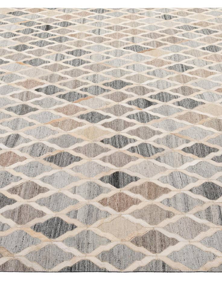 Detail image of 8' x 9' 10 Cowhide - Patchwork Rug