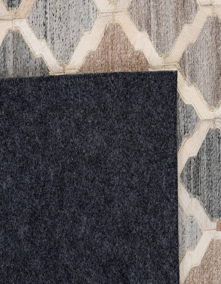 Detail image of 8' x 9' 10 Cowhide - Patchwork Rug