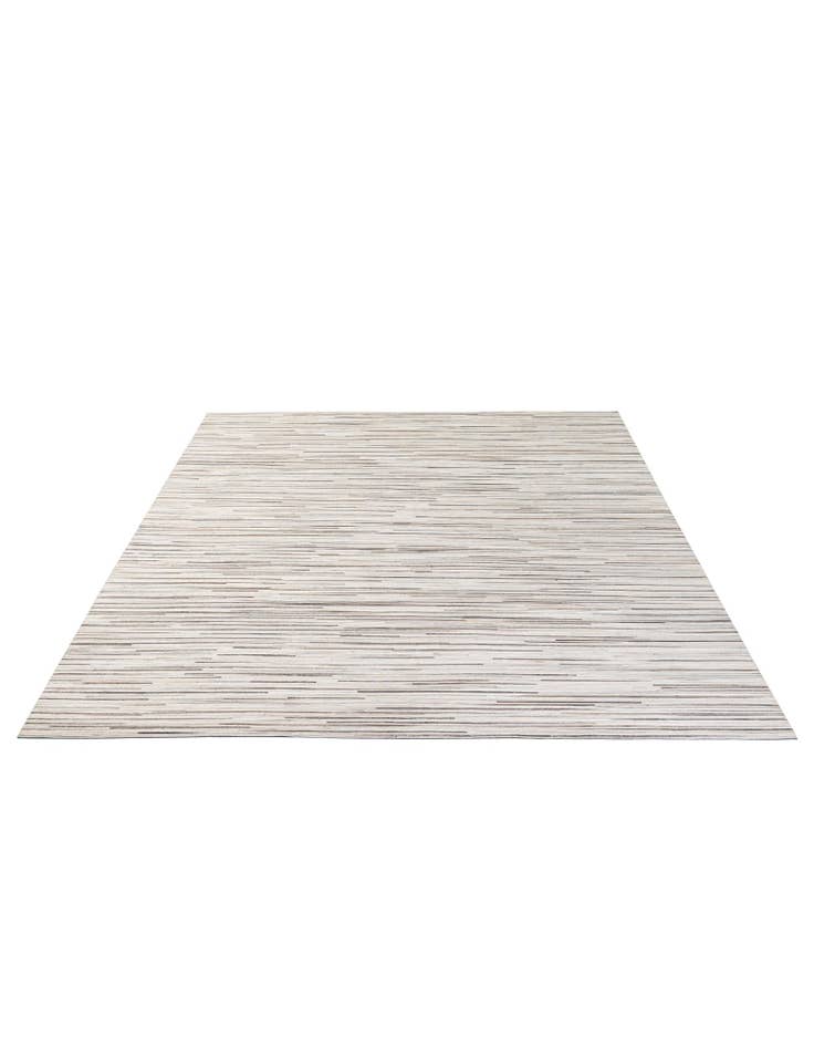 Detail image of 8' x 10' Cowhide - Patchwork Rug