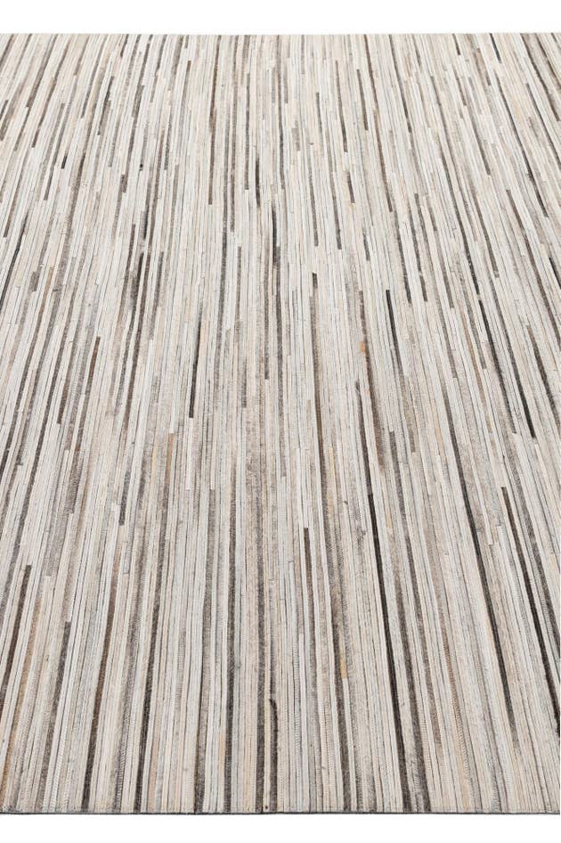 Detail image of 8' x 10' Cowhide - Patchwork Rug