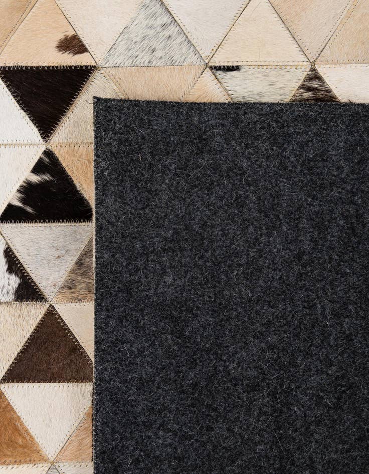 Detail image of 8' x 9' 10 Cowhide - Patchwork Rug