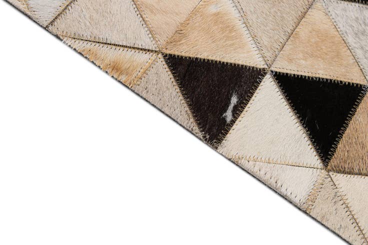Detail image of 8' x 9' 10 Cowhide - Patchwork Rug