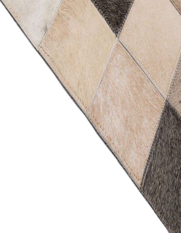 Detail image of 8' 1 x 9' 10 Cowhide - Patchwork Rug
