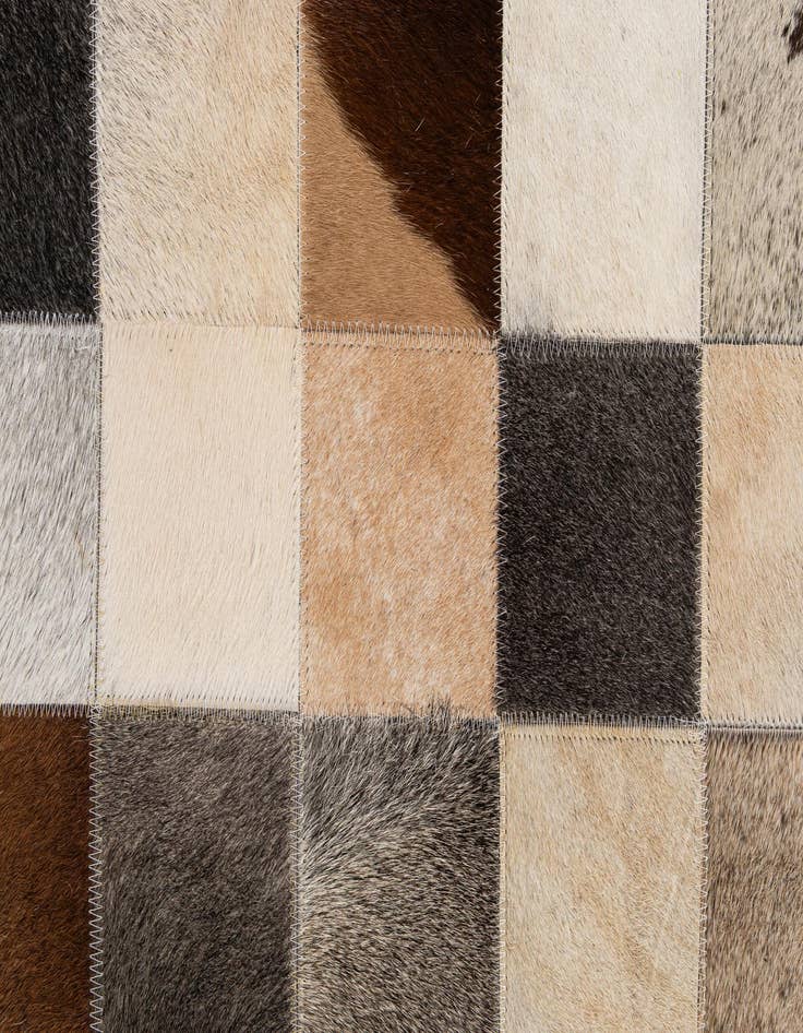 Detail image of 8' 1 x 9' 10 Cowhide - Patchwork Rug