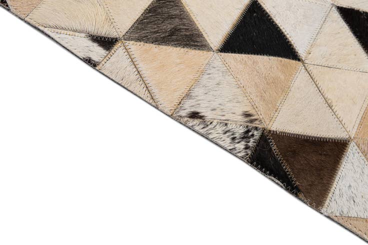 Detail image of 8' x 9' 10 Cowhide - Patchwork Rug