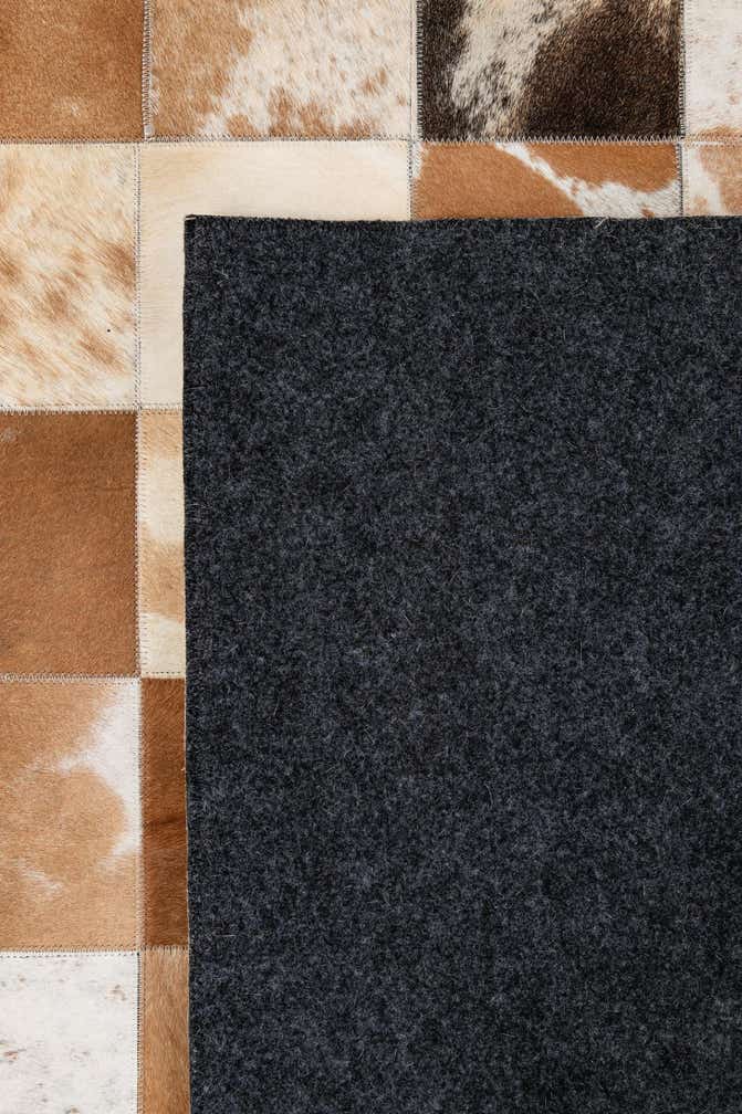8' 1 x 10' Cowhide - Patchwork Rug