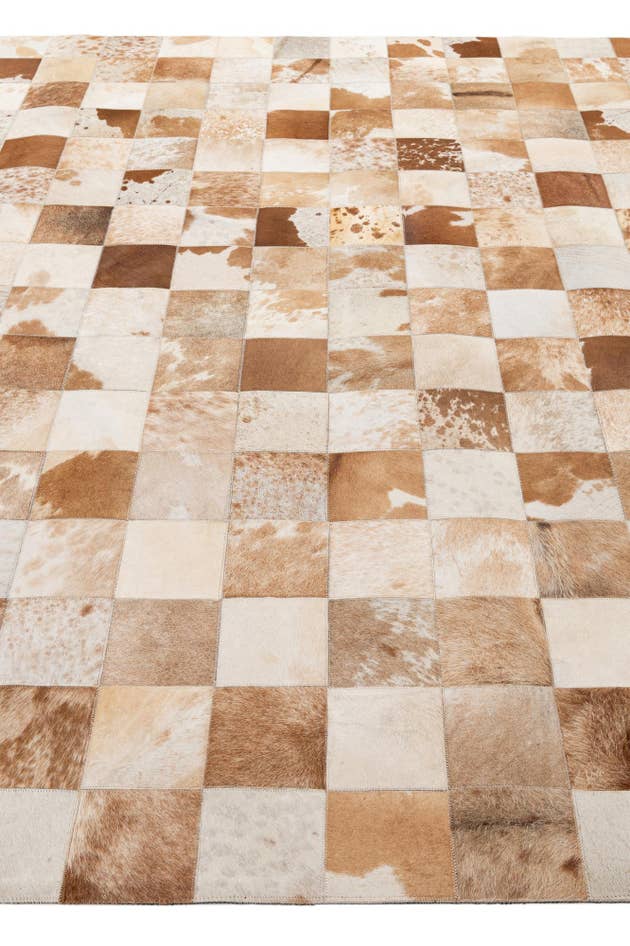 Detail image of 8' 1 x 9' 11 Cowhide - Patchwork Rug