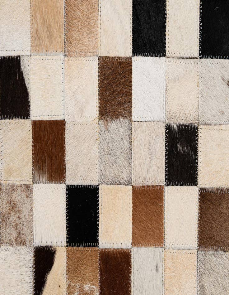Detail image of 8' 2 x 9' 11 Cowhide - Patchwork Rug