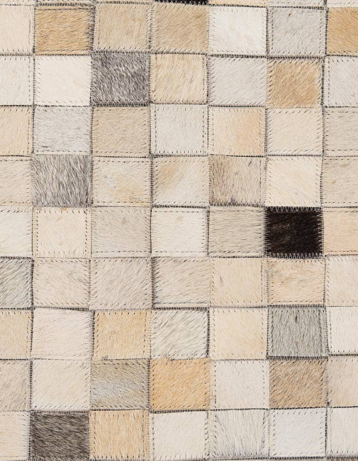 Detail image of 8' 1 x 9' 11 Cowhide - Patchwork Rug