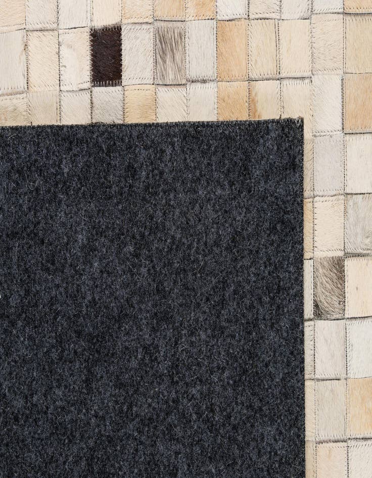Detail image of 8' 1 x 9' 11 Cowhide - Patchwork Rug