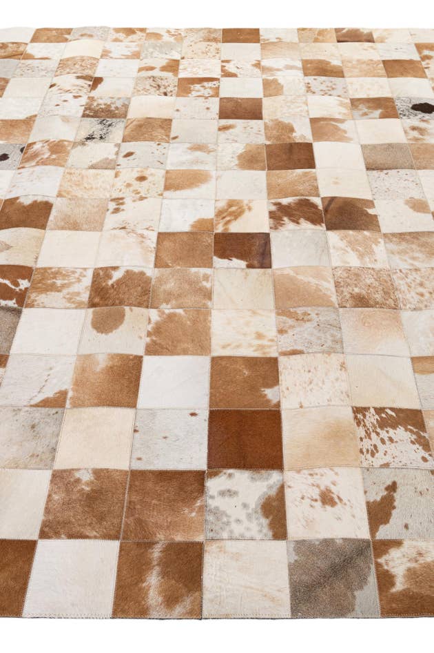 Detail image of 8' 1 x 9' 11 Cowhide - Patchwork Rug