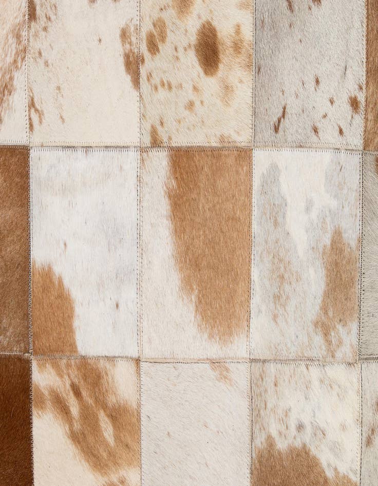 Detail image of 8' 1 x 9' 11 Cowhide - Patchwork Rug