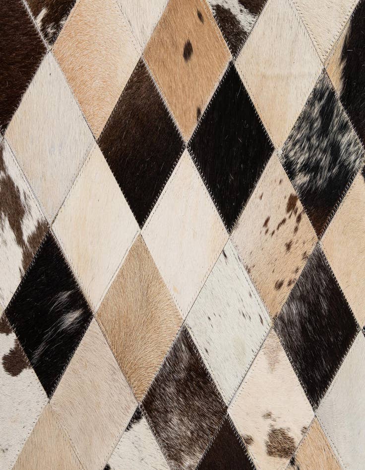 Detail image of 8' x 10' Cowhide - Patchwork Rug