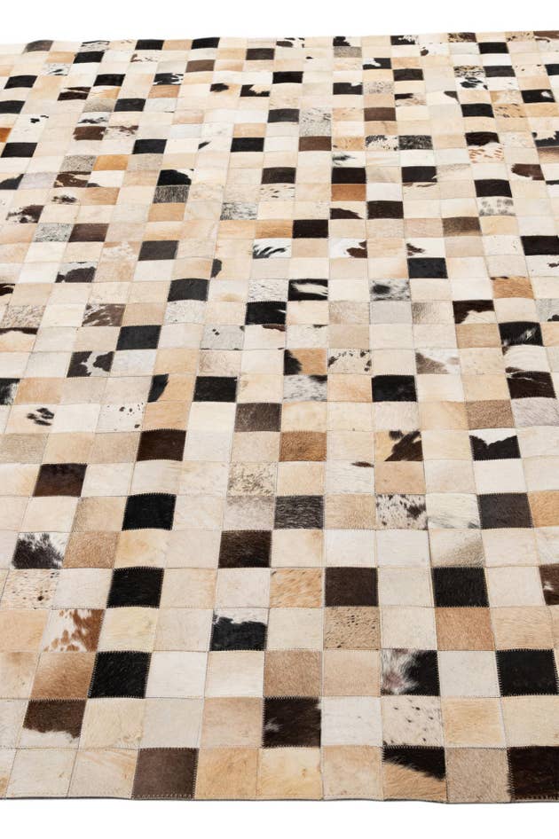 Detail image of 8' x 10' Cowhide - Patchwork Rug