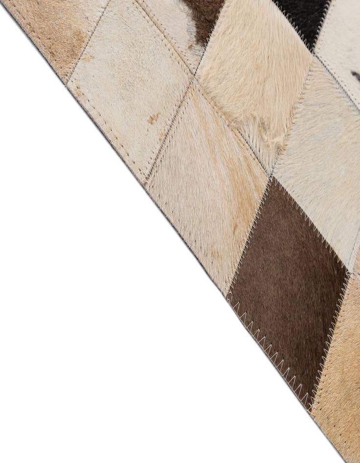 Detail image of 8' x 10' Cowhide - Patchwork Rug