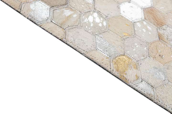 5' 2 x 8' Cowhide - Patchwork Rug