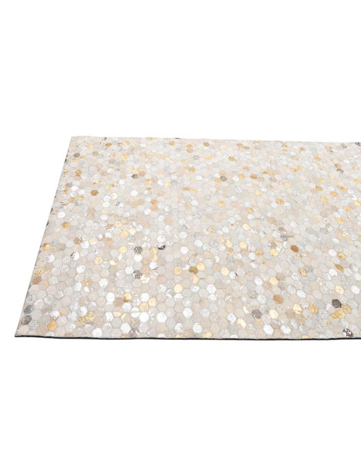 Detail image of 5' 1 x 8' Cowhide - Patchwork Rug