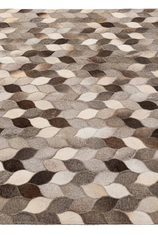 Detail image of 5' 1 x 8' 1 Cowhide - Patchwork Rug