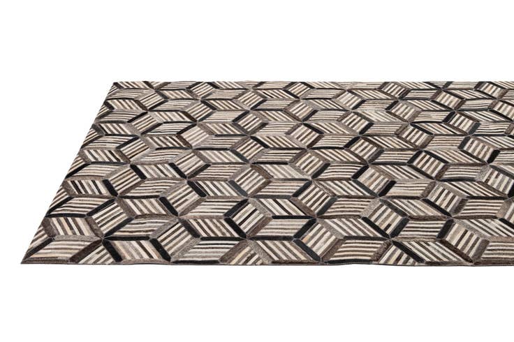 Detail image of 4' 11 x 7' 10 Cowhide - Patchwork Rug