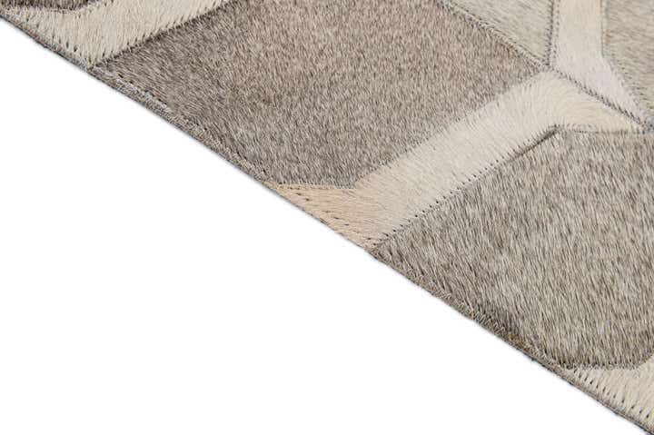 5' x 8' Cowhide - Patchwork Rug