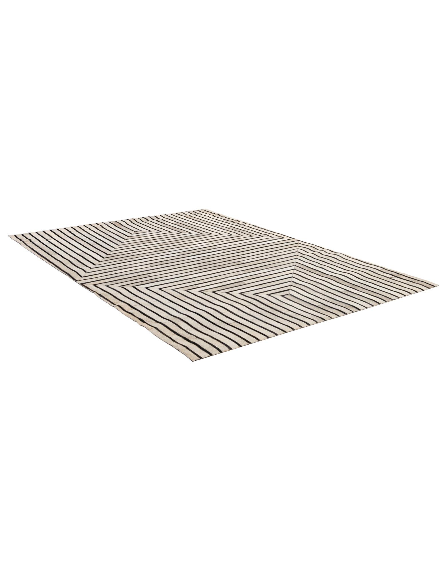5' 5 x 7' 6 Cowhide - Patchwork Rug