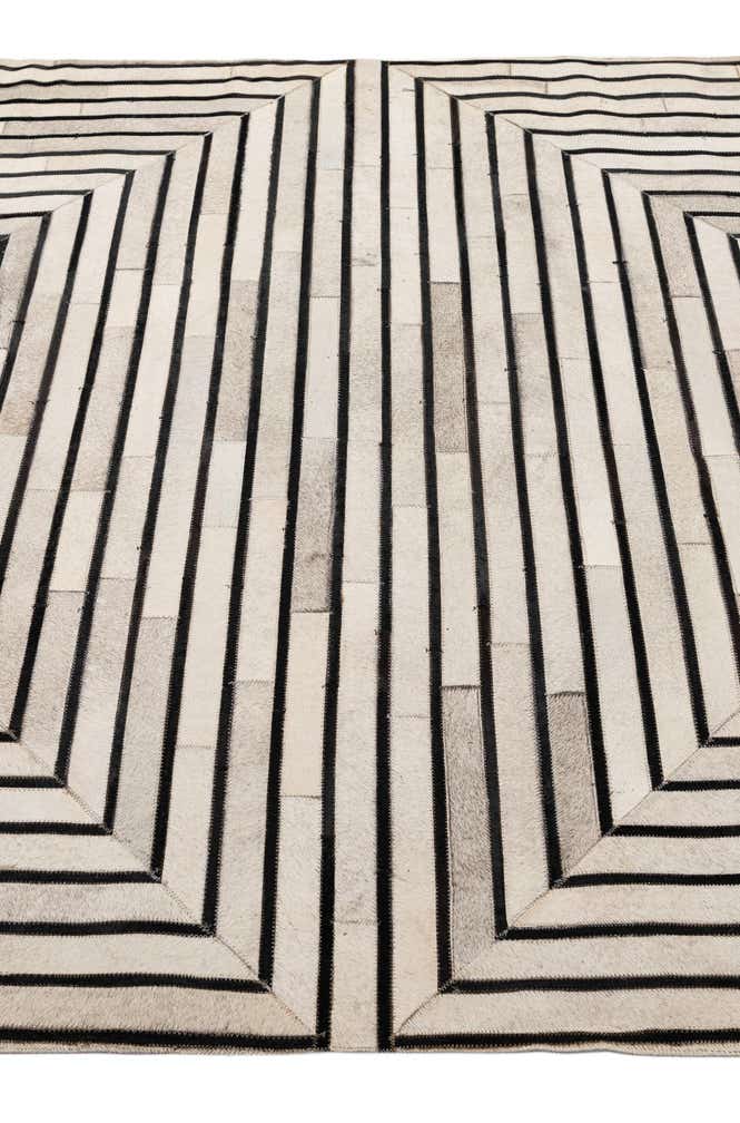 5' 5 x 7' 6 Cowhide - Patchwork Rug