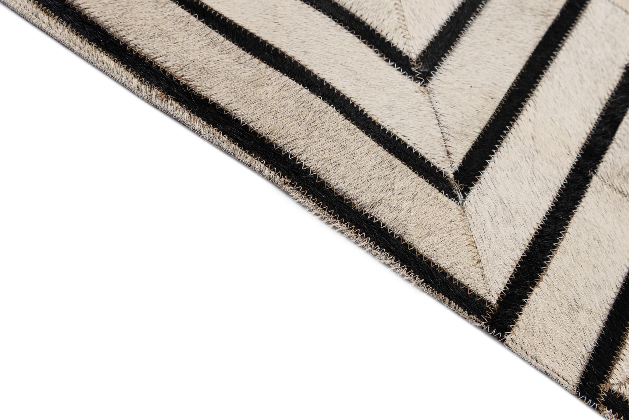 5' 5 x 7' 6 Cowhide - Patchwork Rug