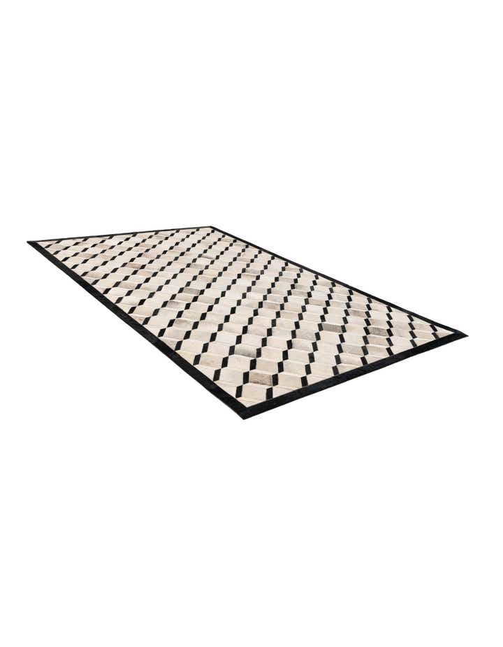 5' x 8' 1 Cowhide - Patchwork Rug