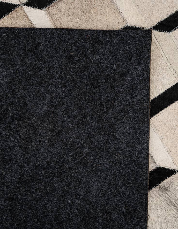 Detail image of 5' x 8' 1 Cowhide - Patchwork Rug