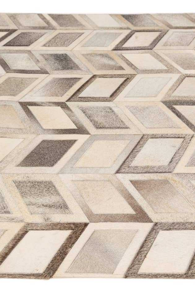 Detail image of 5' 2 x 7' 7 Cowhide - Patchwork Rug