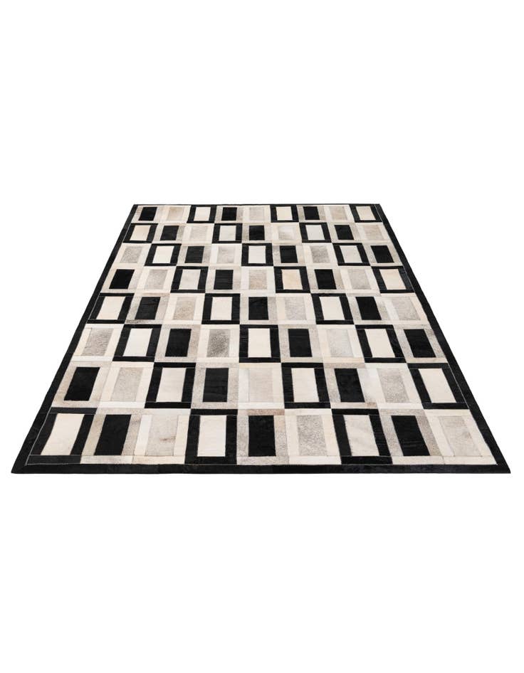 Detail image of 5' 1 x 7' 11 Cowhide - Patchwork Rug